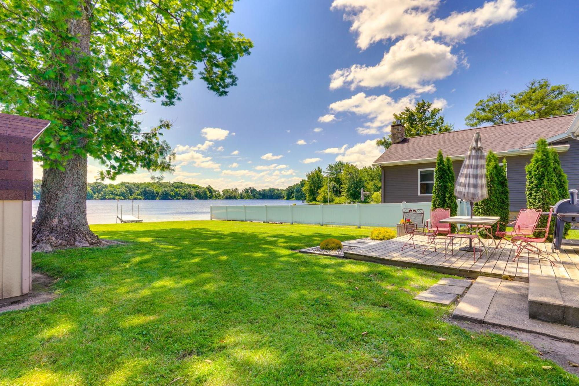Howe Retreat With Fire Pit And Private Boat Dock! מראה חיצוני תמונה